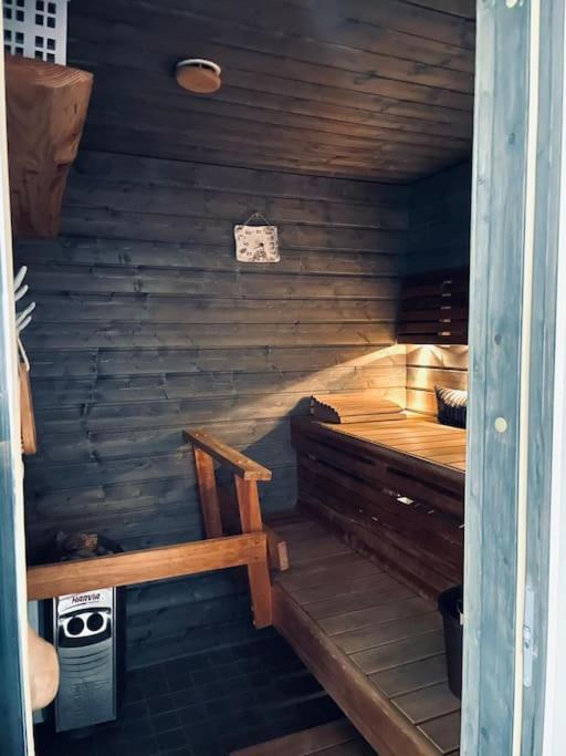 Kolin Pikkukolo - Saunallinen Studiohuoneisto Kolinkylä Buitenkant foto